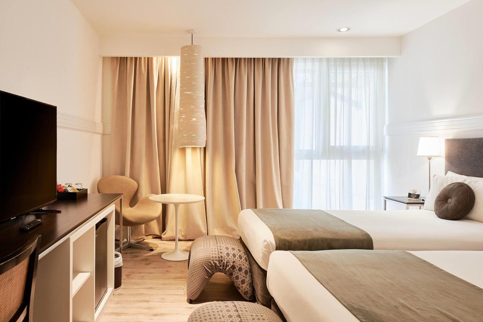 Hotel Esplendor By Wyndham Savoy Rosario Exteriér fotografie